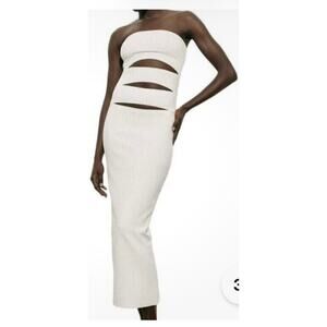 ZARA LONG DRESS WITH CUT OUT DETAIL WHITE SIZE Medium $130